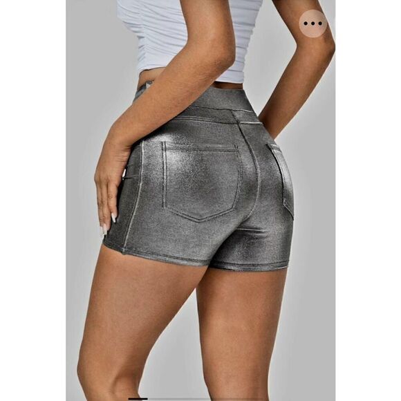 NWT SOFTLYZERO FAUX LEATHER HIGH WAISTED METALLIC FOIL PRINT STRETCHY BIKE SHORT - Picture 3 of 8